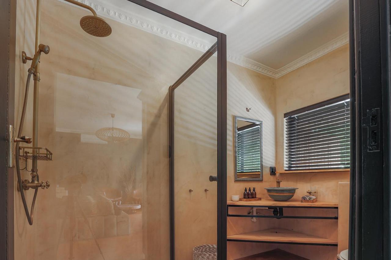 Yebo Boutique Guesthouse Somerset West Bagian luar foto