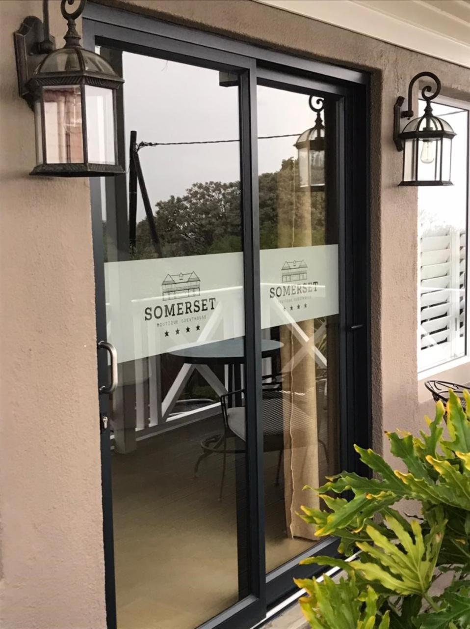 Yebo Boutique Guesthouse Somerset West Ruang foto